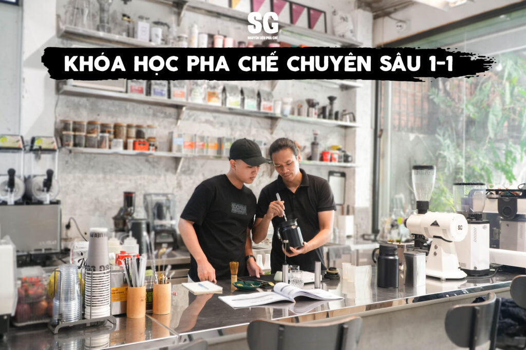 Khóa học pha chế 1 kèm 1 tại SG, lựa chọn lý tưởng cho những ai muốn học pha chế trước khi mở quán, xây dựng menu thật và tối ưu công thức theo mô hình kinh doanh